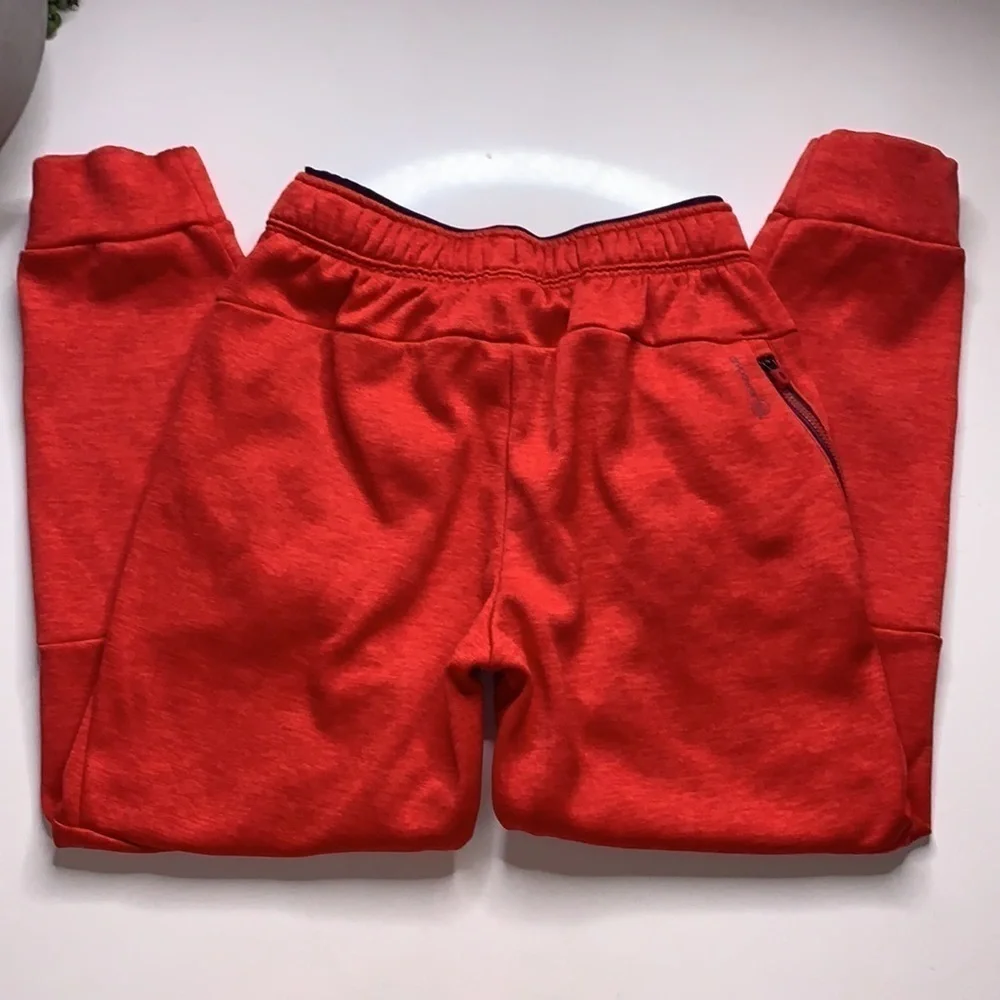 Russell Tapered Athletic Street style Active sweatpants Large red solid